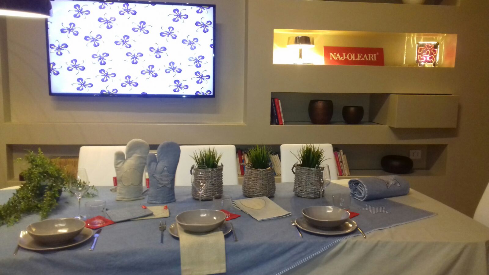 Naj Oleari borse e accessori