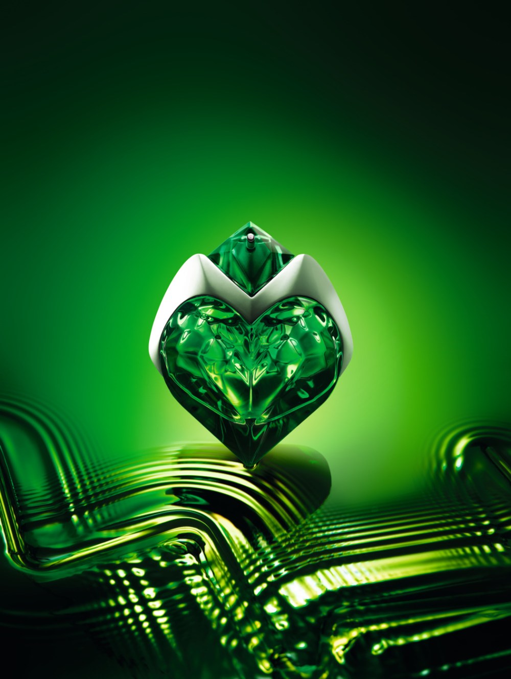 Review di Aura Mugler, il nuovo profumo di Thierry Mugler