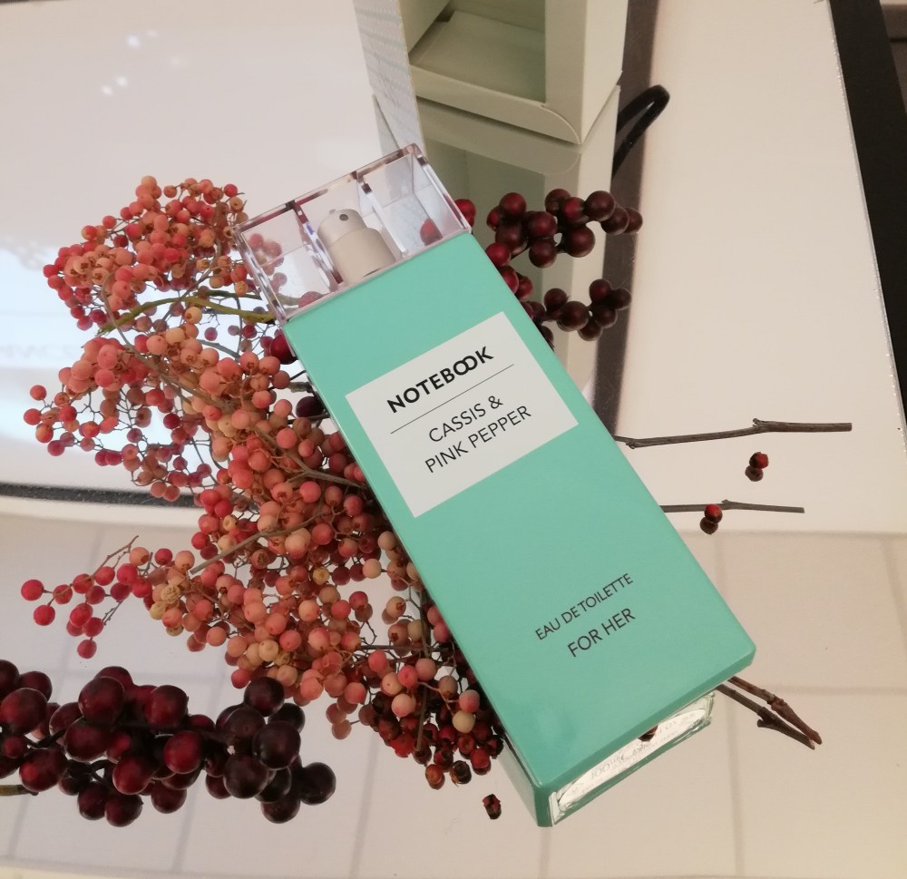 Notebook Fragrances Selectiva, collezione di eau de toilette maschili e femminili