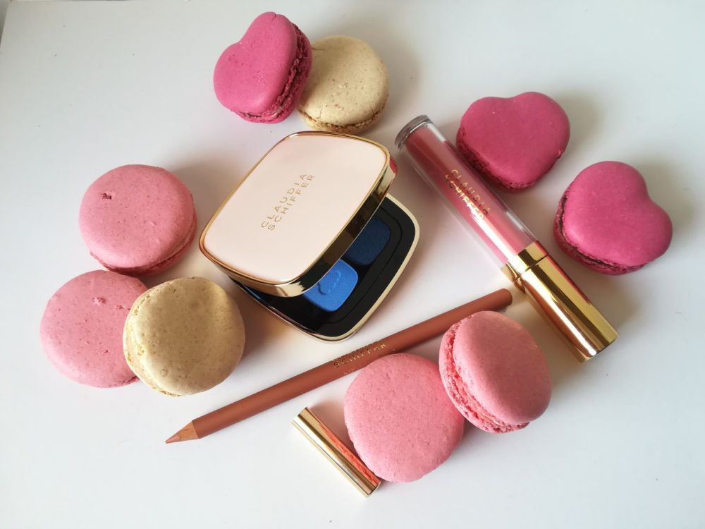 Make-up Beauty Essentials di Claudia Schiffer per Artdeco