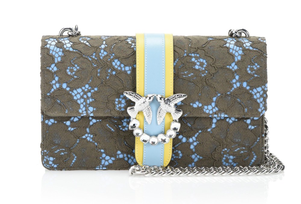 L'estate glamour di Pinko in un mix di look e tendenze