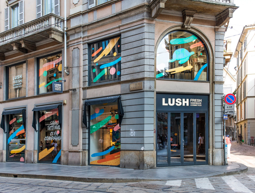 Lush Naked Shop di Milano e la nuova Turtle Jelly Bomb