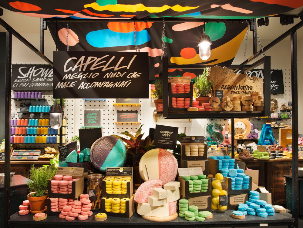 Lush Naked Shop di Milano e la nuova Turtle Jelly Bomb