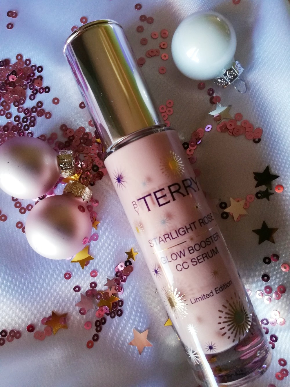 Siero colorato illuminante per il viso By Terry