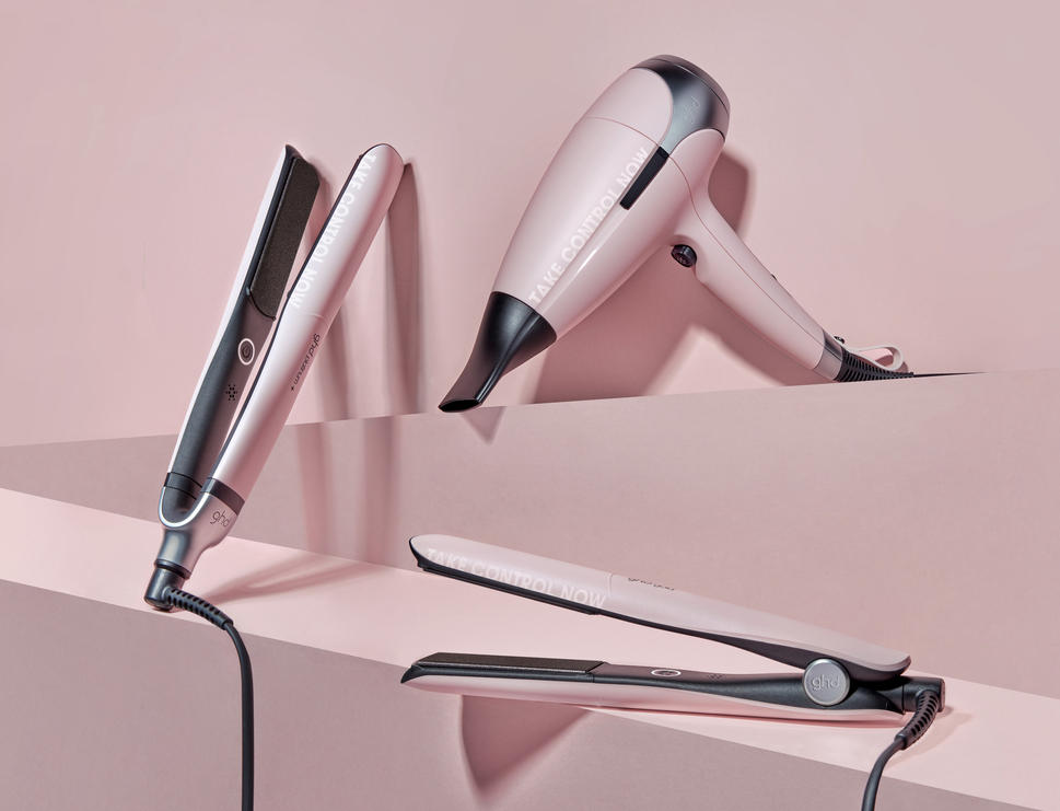 Edizione limitata Ghd a favore di Pink is Good Fondazione Veronesi