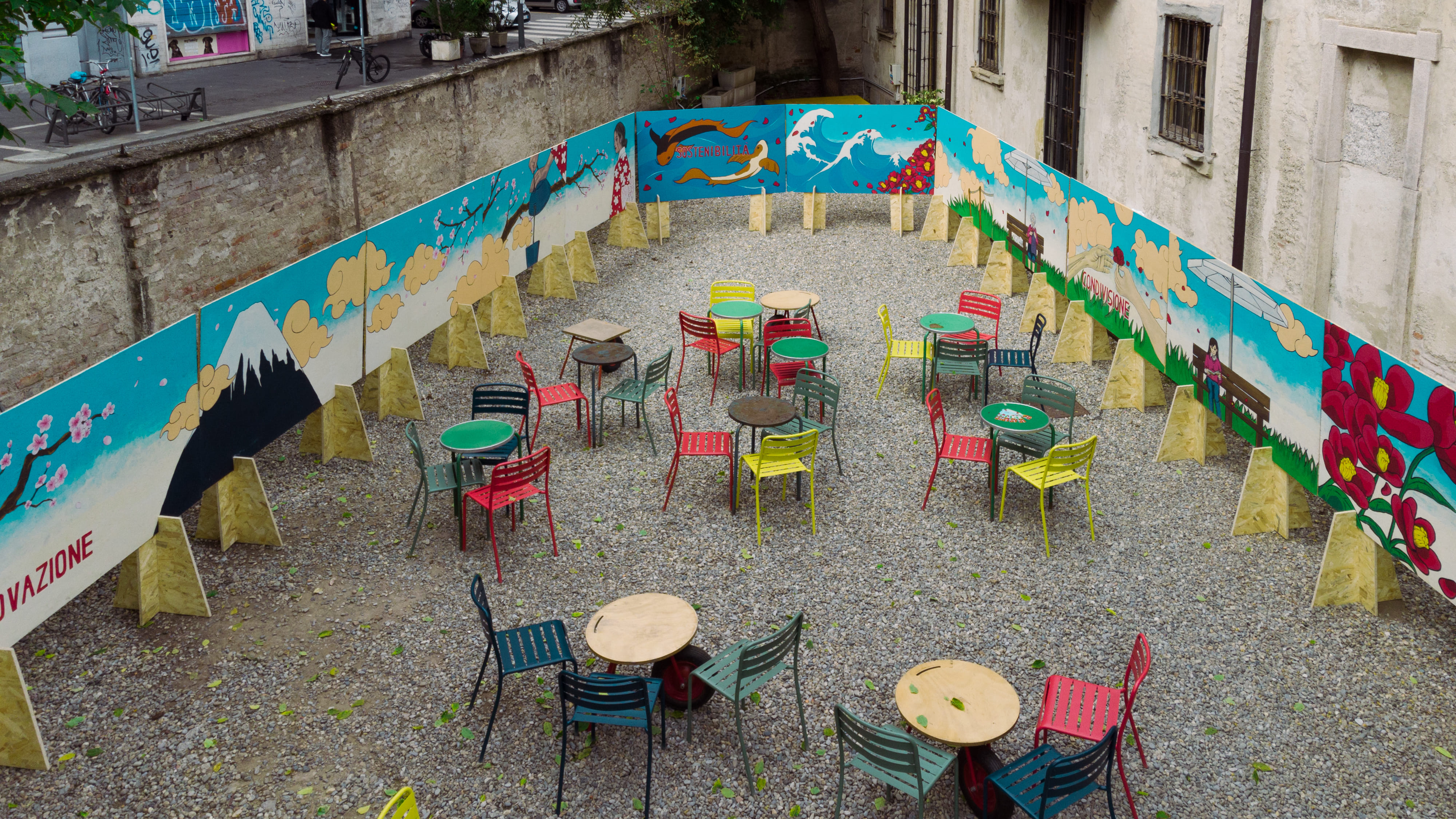 Murales antismog "The Good Wall" di Shiseido Italy, realizzato con pittura Airlite a Milano