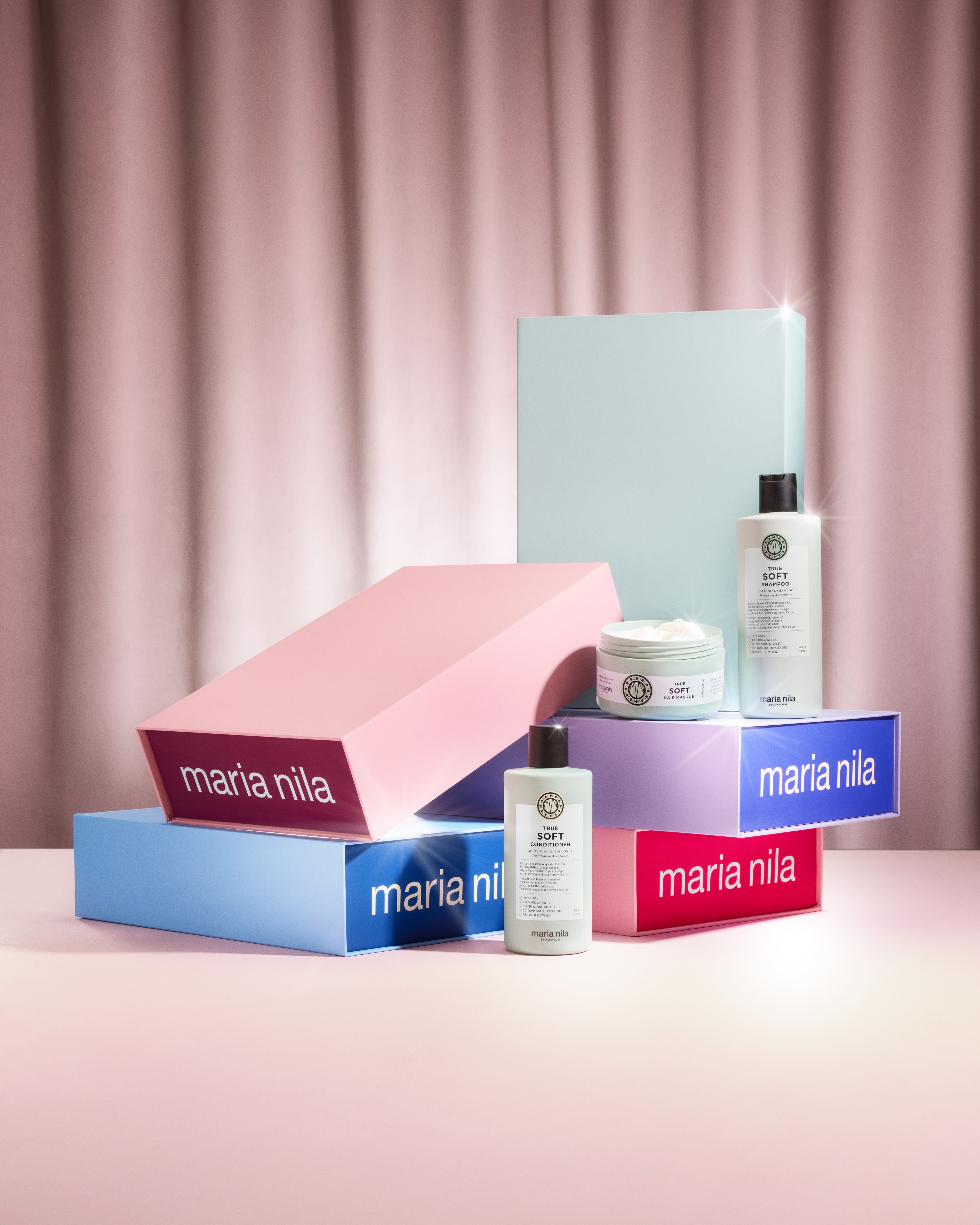 Prodotti all'interno delle Beauty Box di Maria Nila, Natale 2024