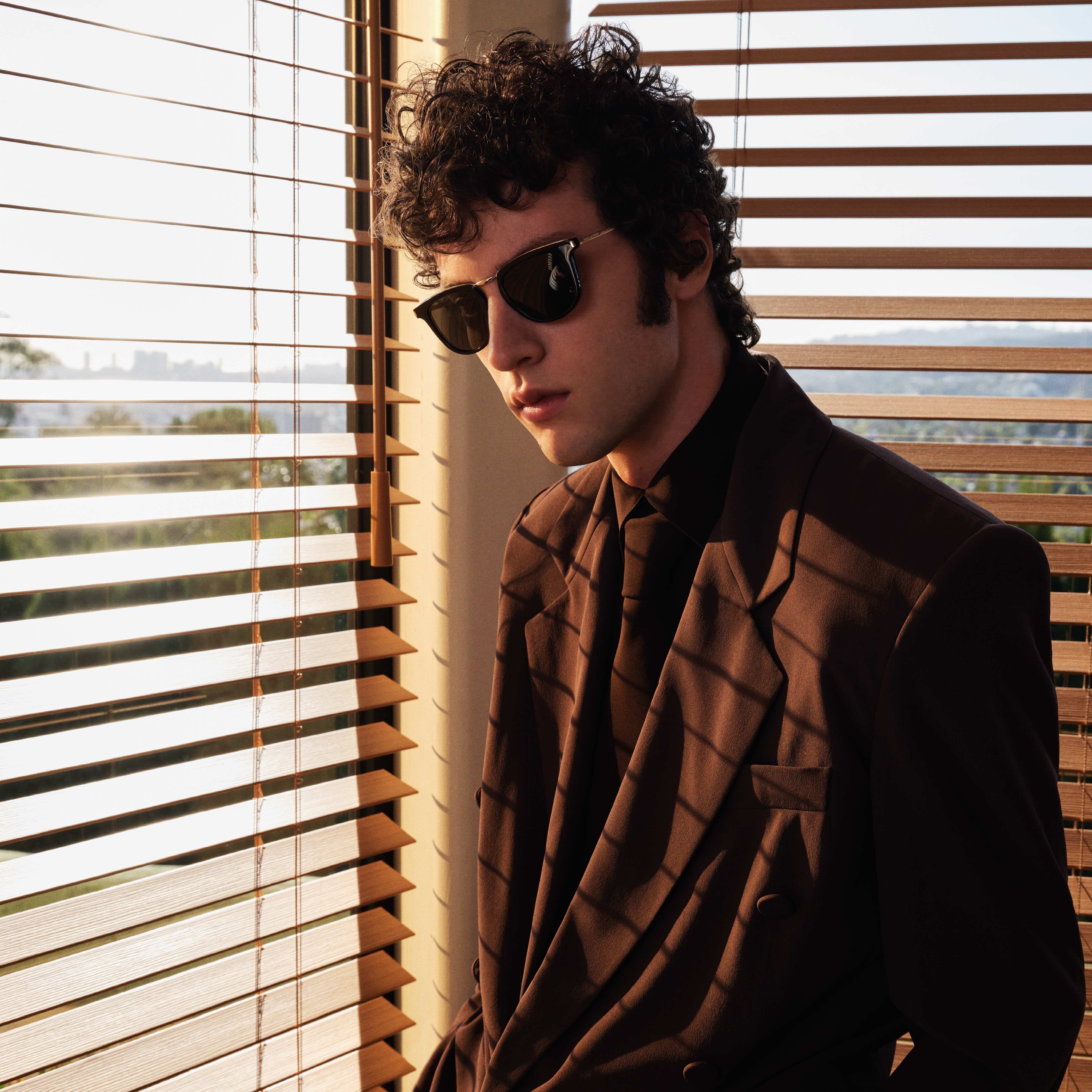 Occhiali SL 753 della campagna eyewear Fall-Winter 2024 di Saint Laurent.