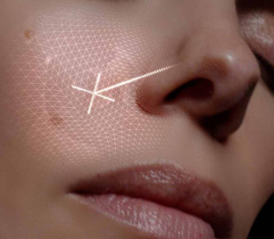 Applicazione della Tecnologia Multi-Glicano sul viso