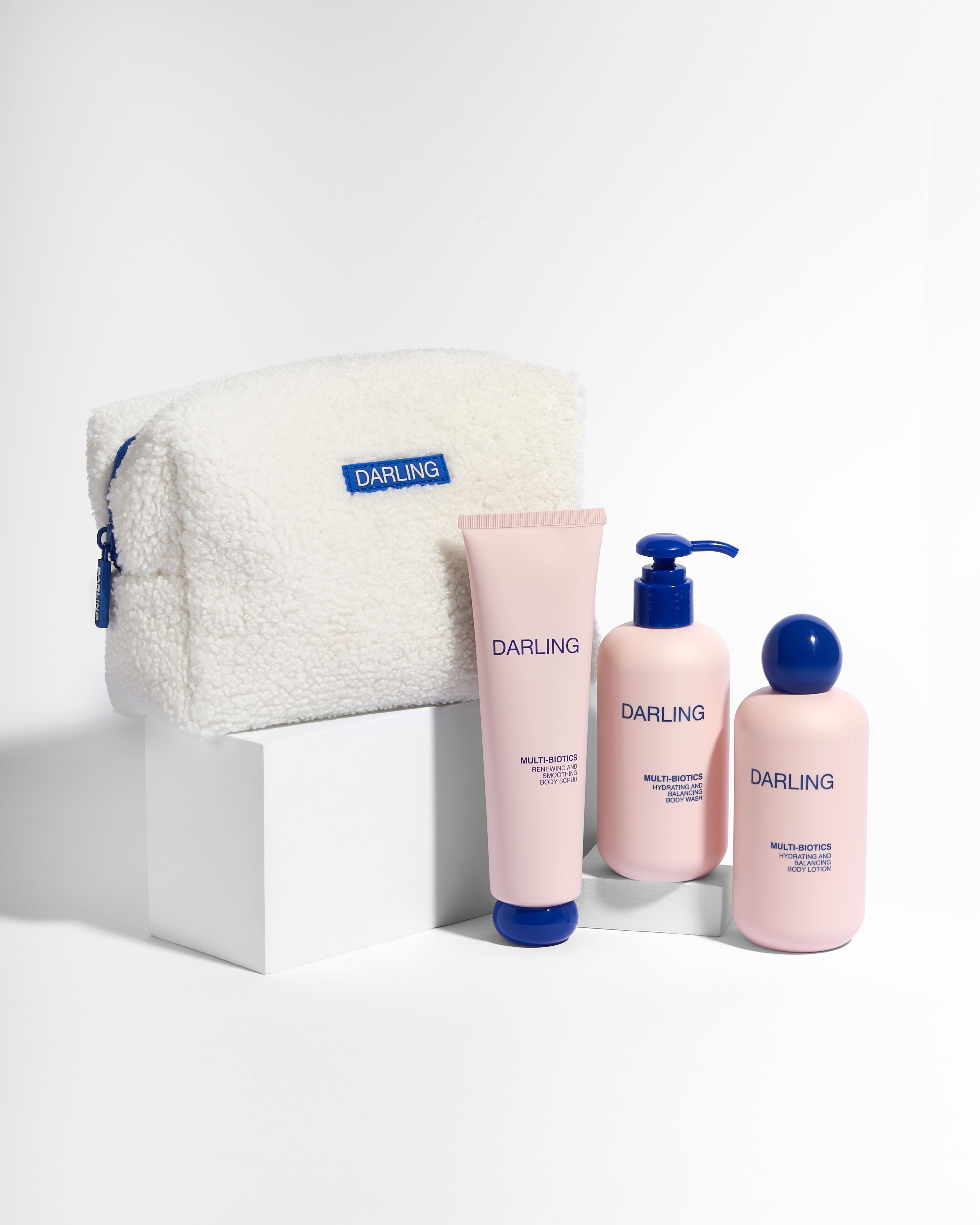 Linea bodycare DARLING MULTI-BIOTICS, con lozione, scrub e gel doccia, per una pelle più forte e luminosa grazie a Pre e Probiotici