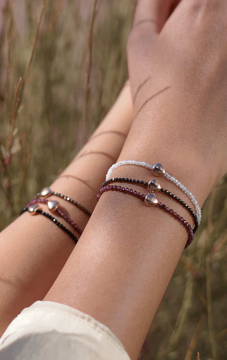 Collezione Semino d’Amore di ROSSOPREZIOSO, gioielli ispirati al simbolo del seme in colori e combinazioni uniche