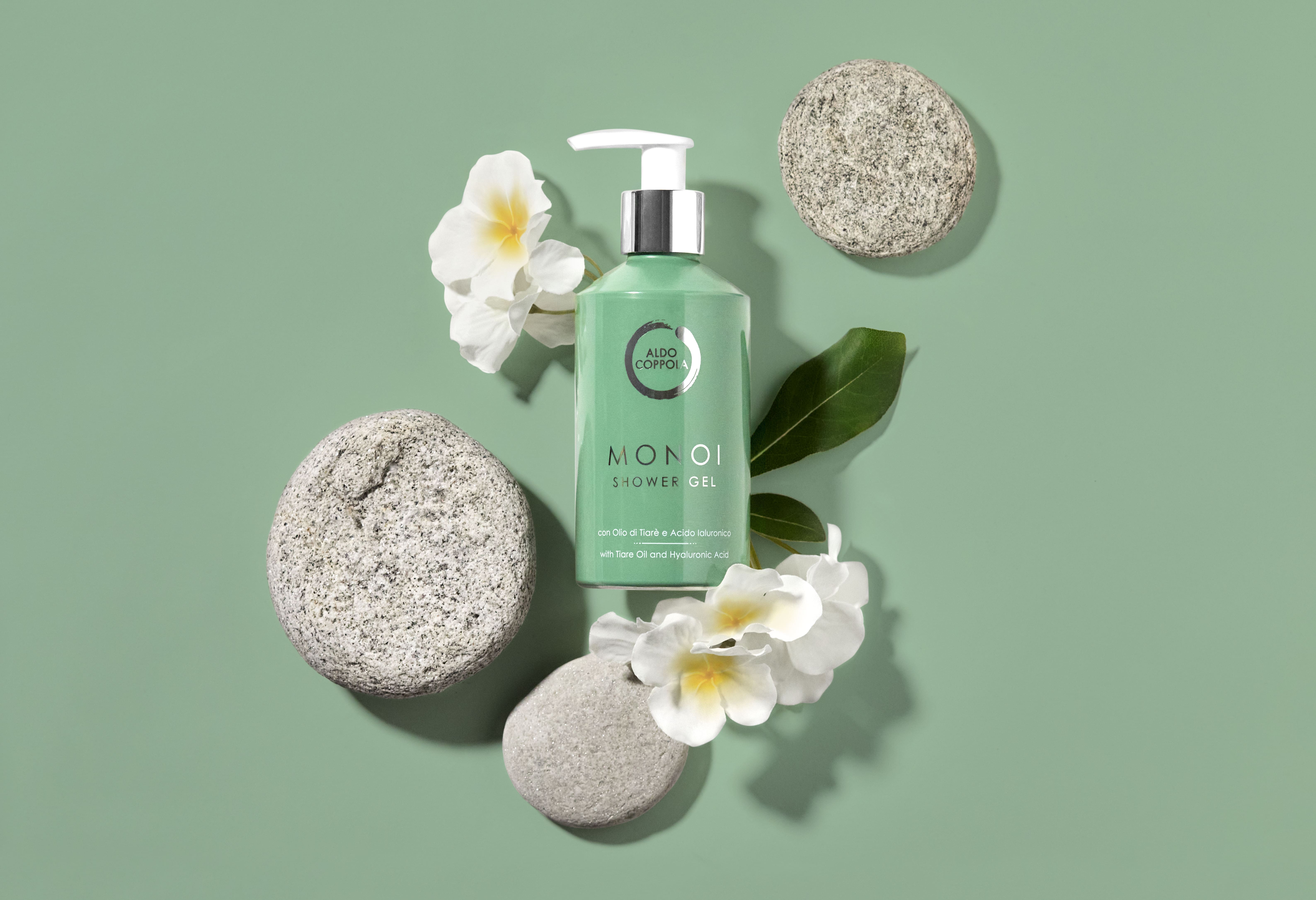 Shower Gel Monoi Aldo Coppola con olio di Monoi e acido ialuronico, per pelle nutrita e idratata