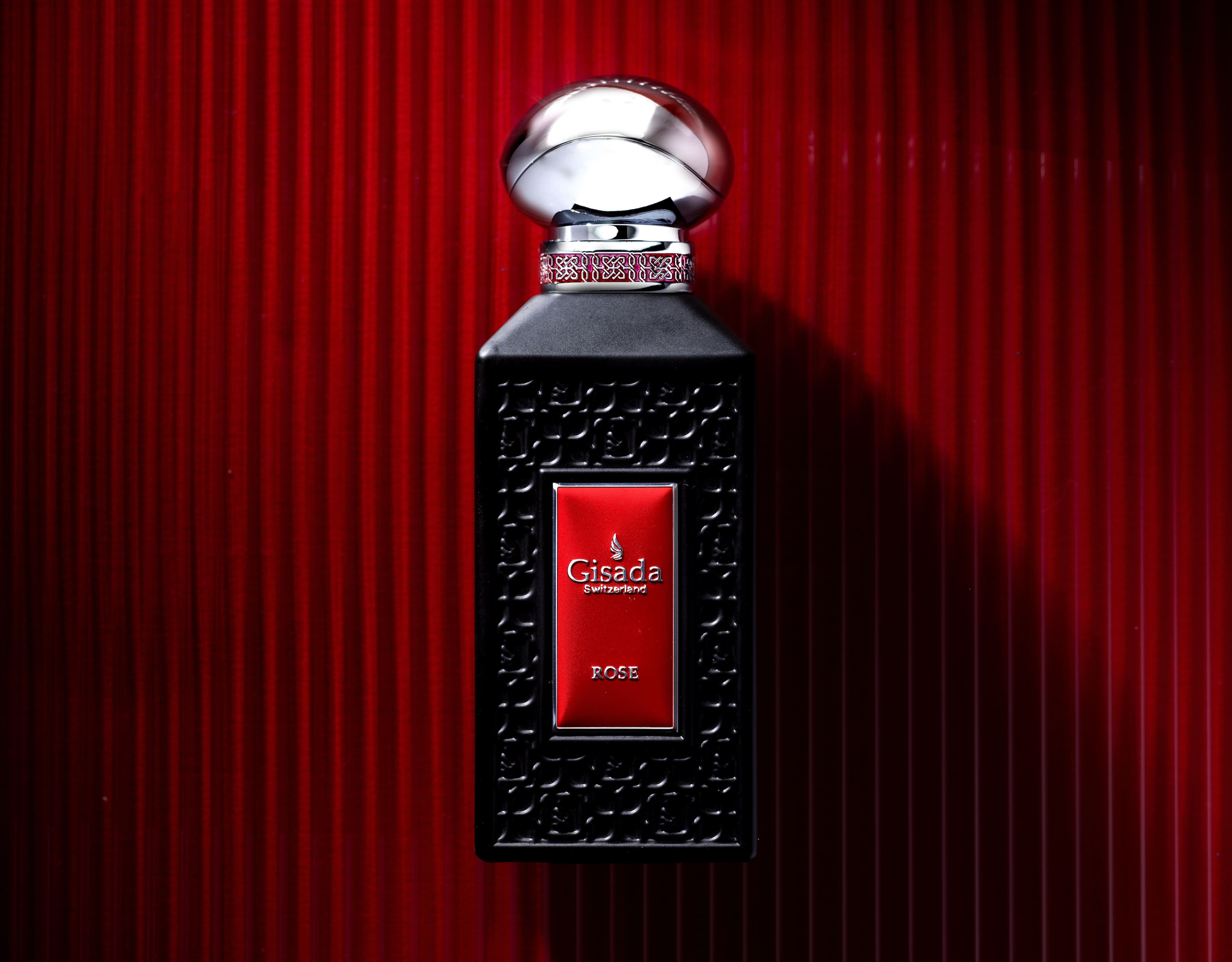 Profumo Rose di Gisada Luxury Line - fragranza floreale sofisticata