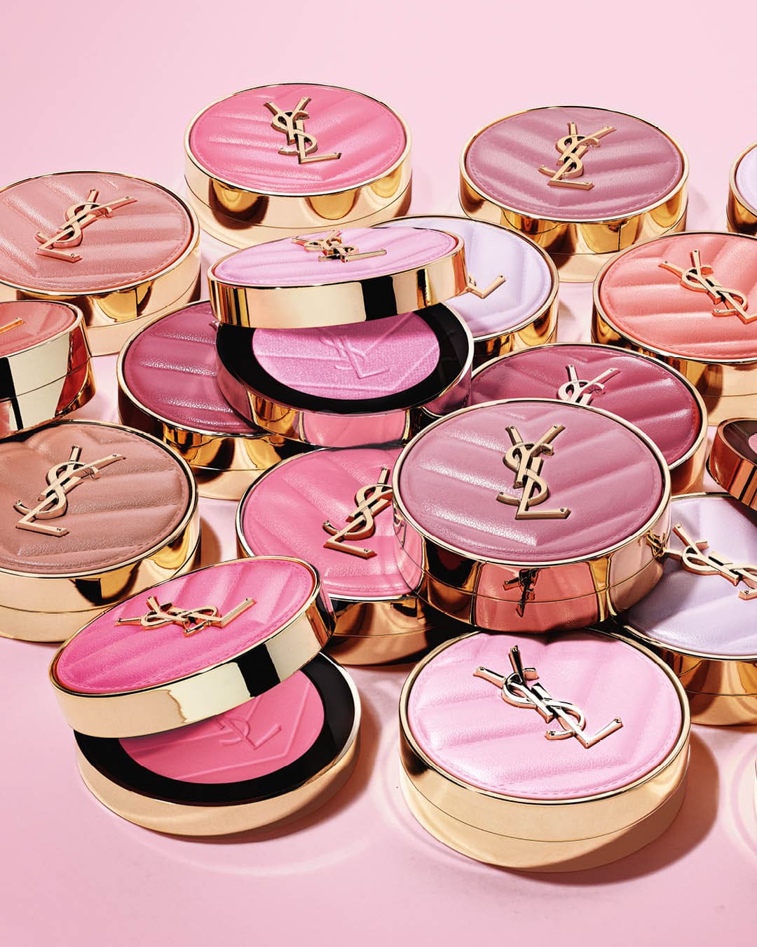Make Me Blush Powder YSL Beauty in un packaging elegante e lussuoso