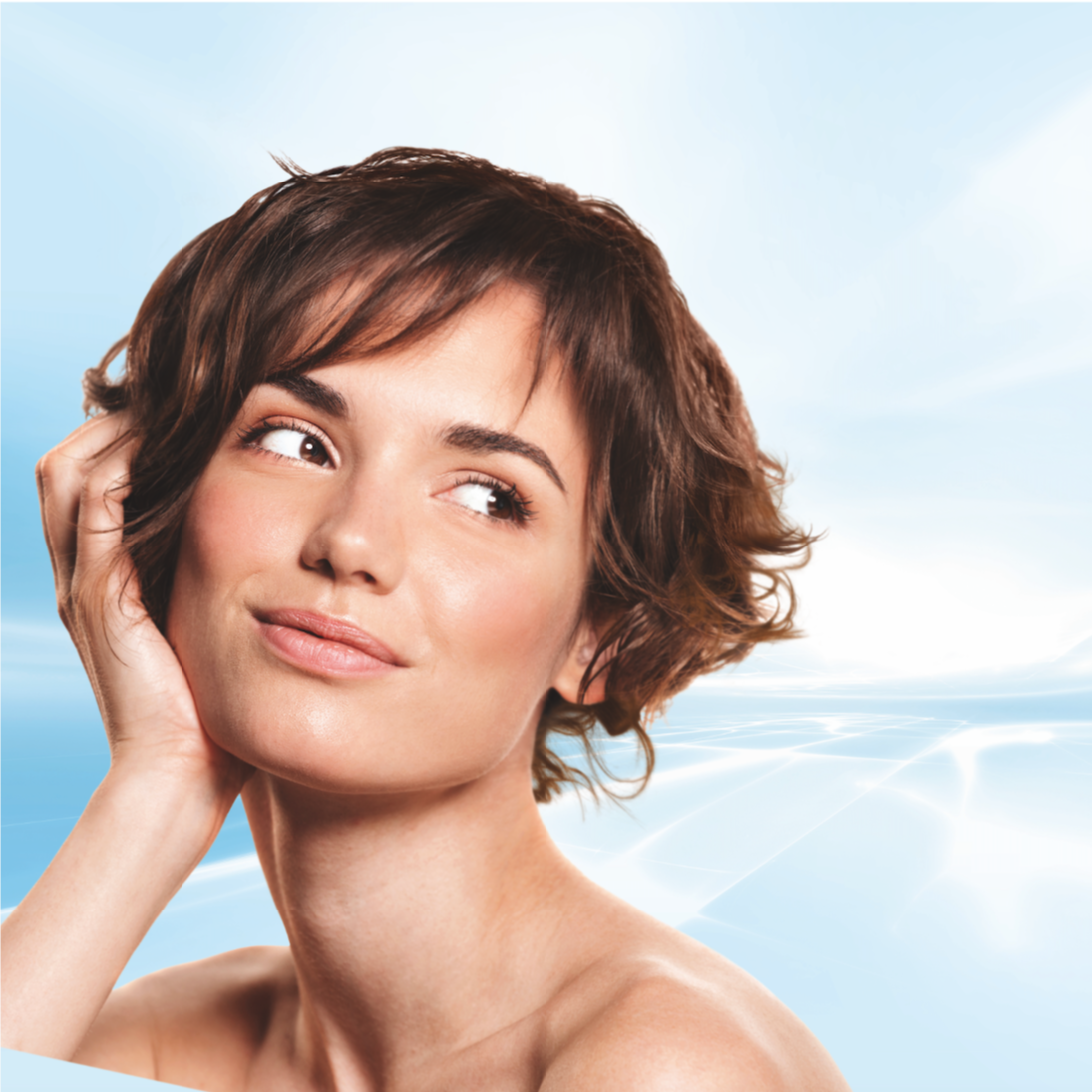 Trattamenti con Acido Ialuronico e Vitamina C per una pelle luminosa e idratata con i prodotti Jaluronius di Cosmetici Magistrali