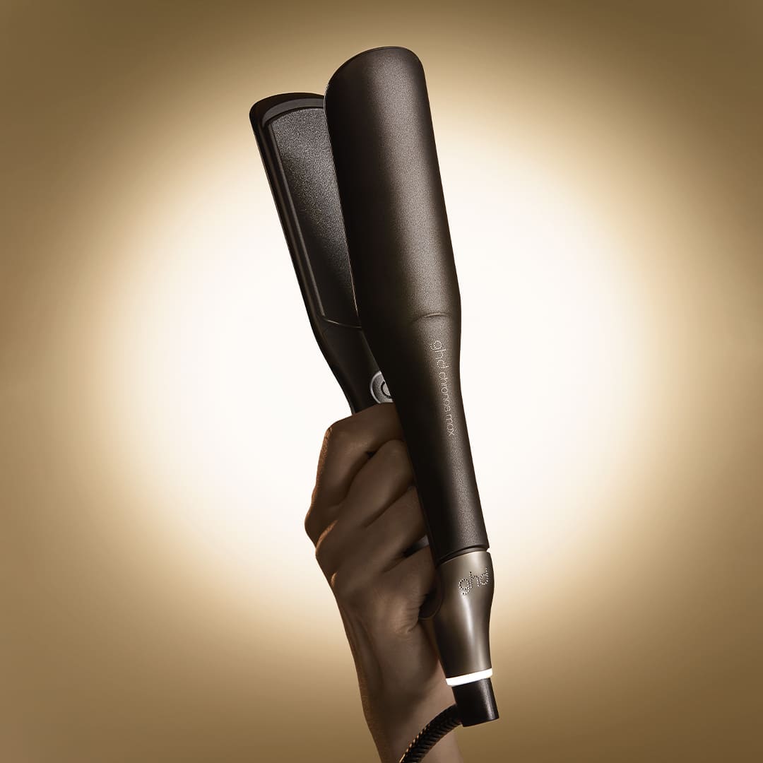 Piastra ghd Chronos Max per capelli lucenti e styling primaverile 2025
