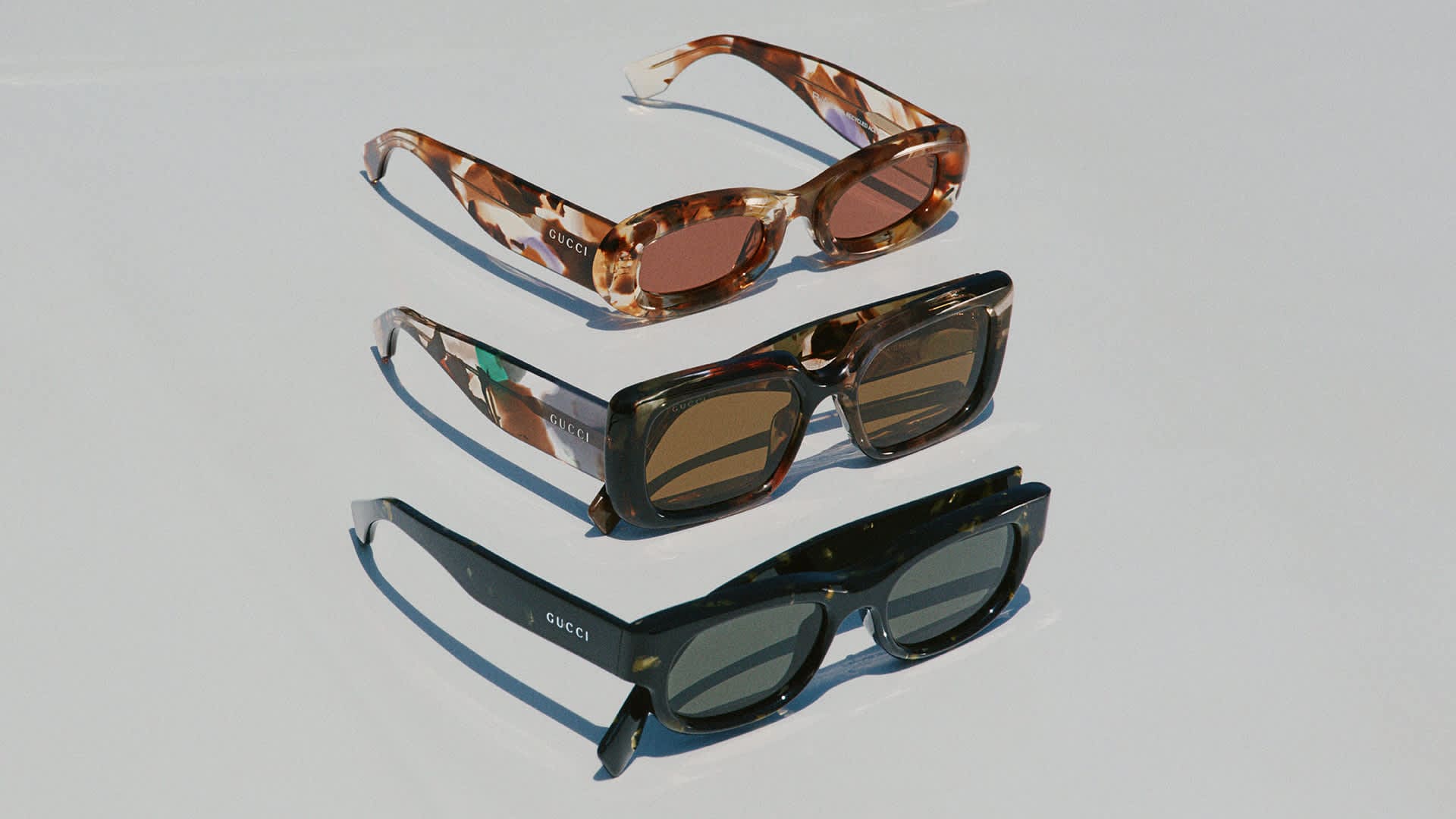 Collezione Gucci Eyewear SS 2025: GG1906S, GG1907S, GG1910S, occhiali da sole sostenibili in acetato riciclato.