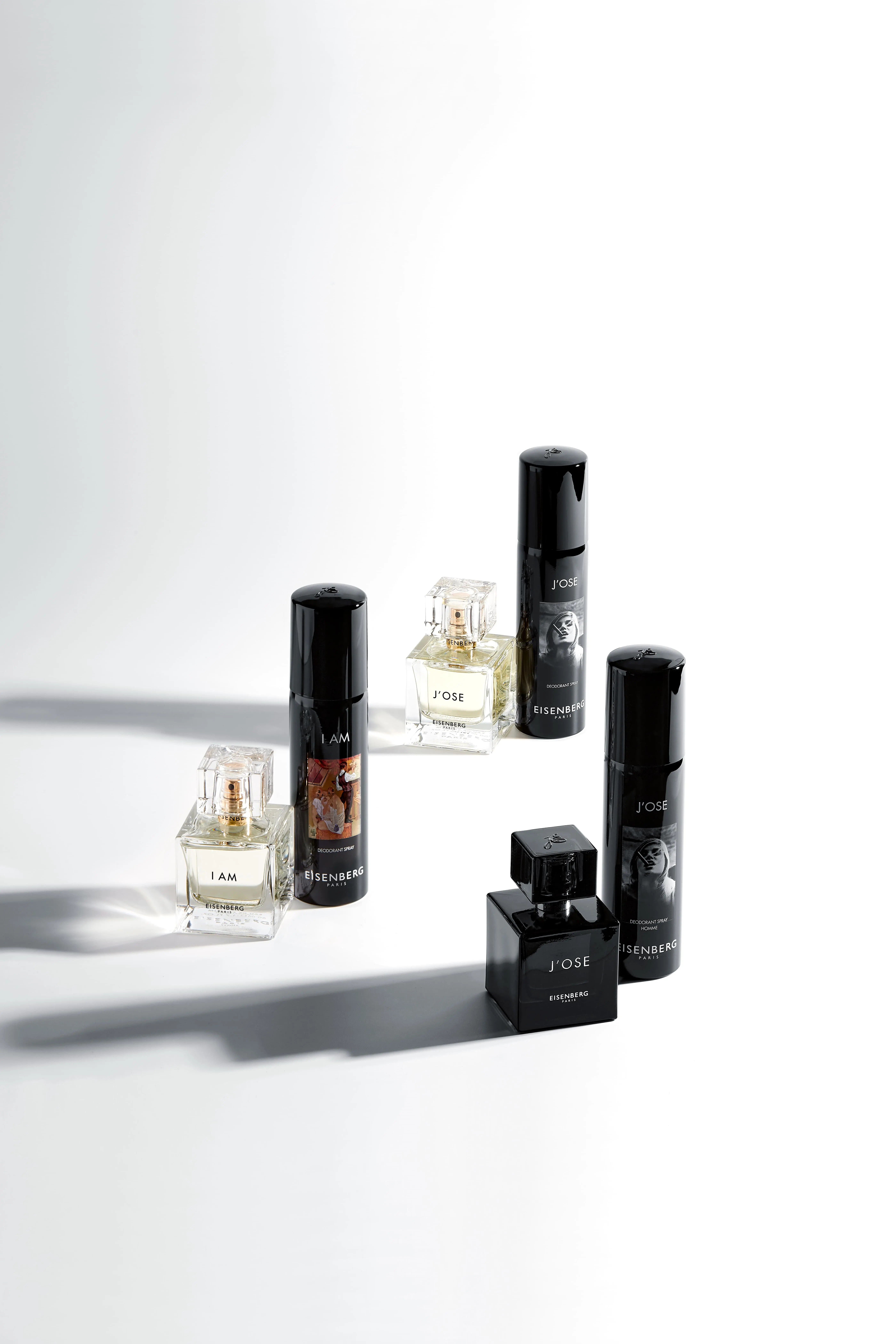 La Collection L’Art du Parfum, da cui prendono ispirazione le fragranze della nuova emulsione corpo, è una dichiarazione d’amore all’arte e alla profumeria.