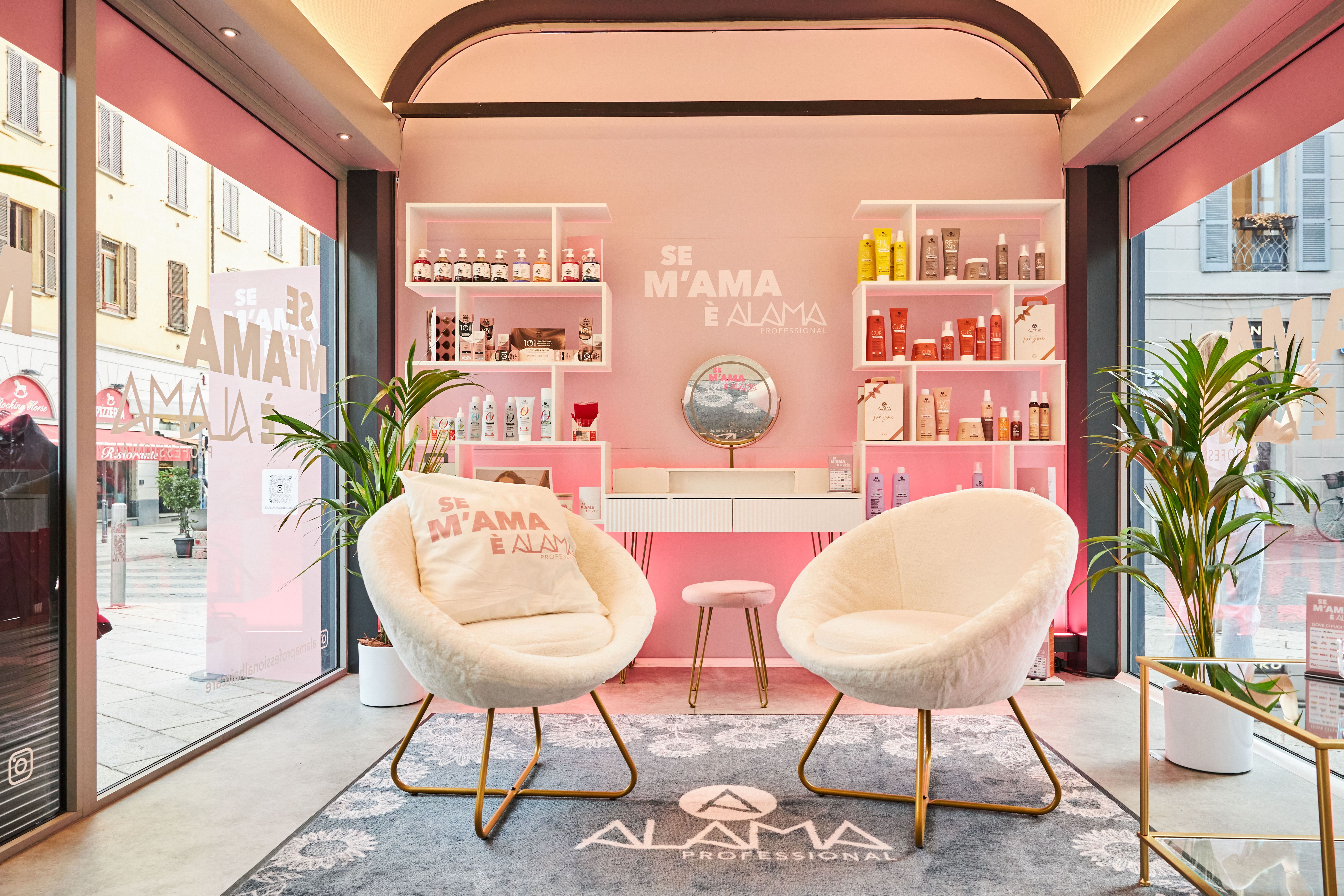 Pop-up store Alama Professional a Milano Beauty Week 2025