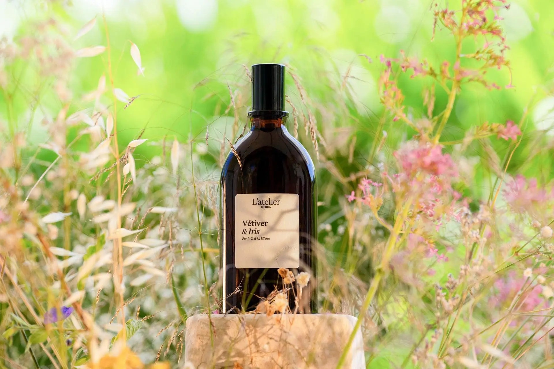 Flacone 100BON profumo naturale francese della linea sostenibile Collezione 100BON profumeria artistica francese naturale e green