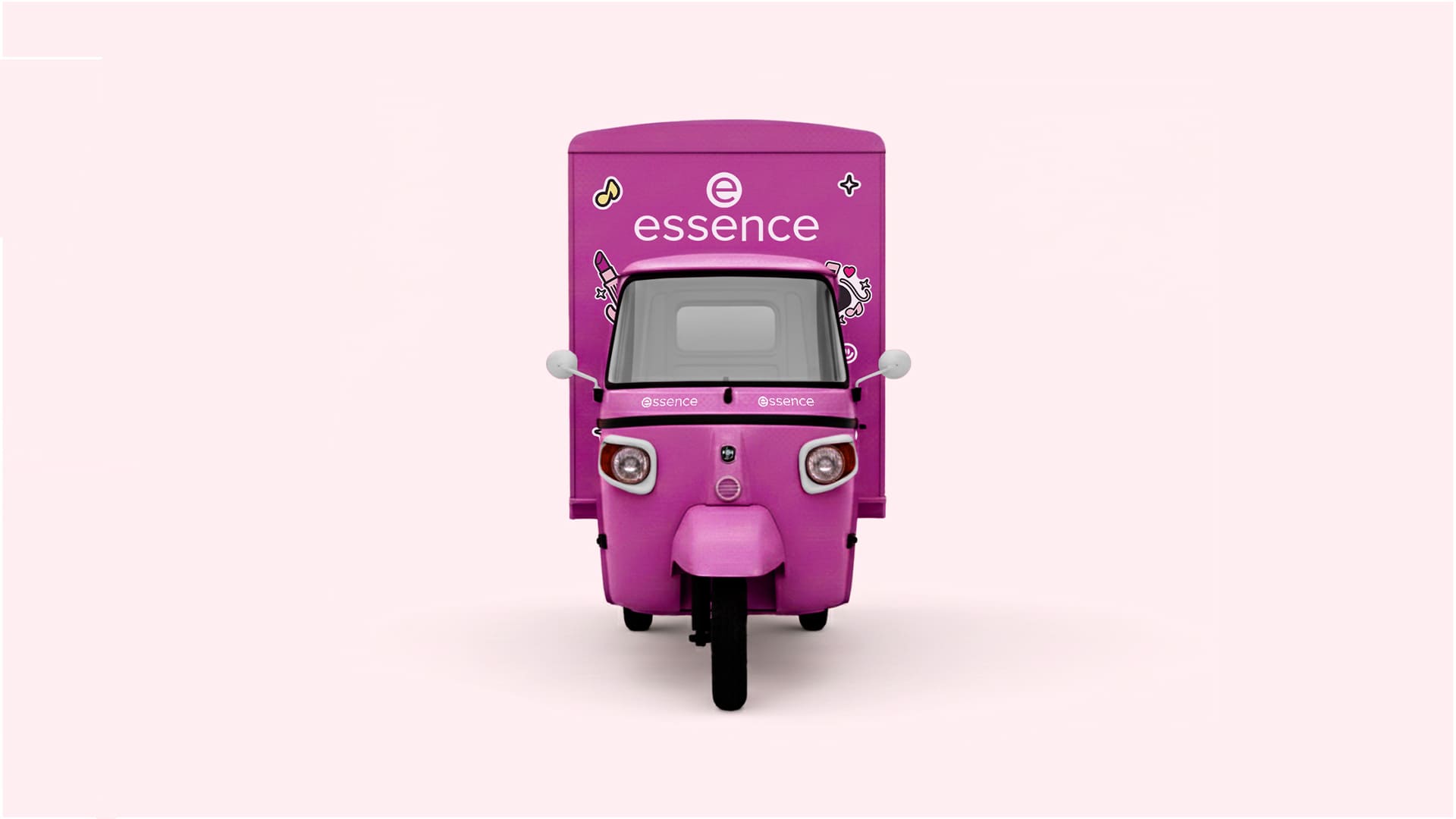 Corner interattivo Essence a Sanremo con make-up session, giochi e omaggi