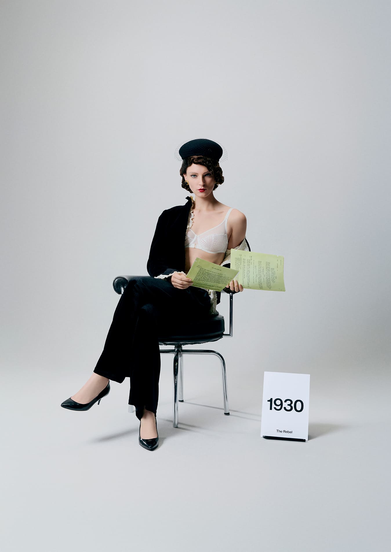 Campagna Chantelle 150 anni silhouette iconiche