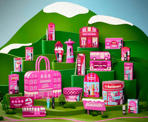 Collezione natalizia Benefit Natale 2026 Beneville
