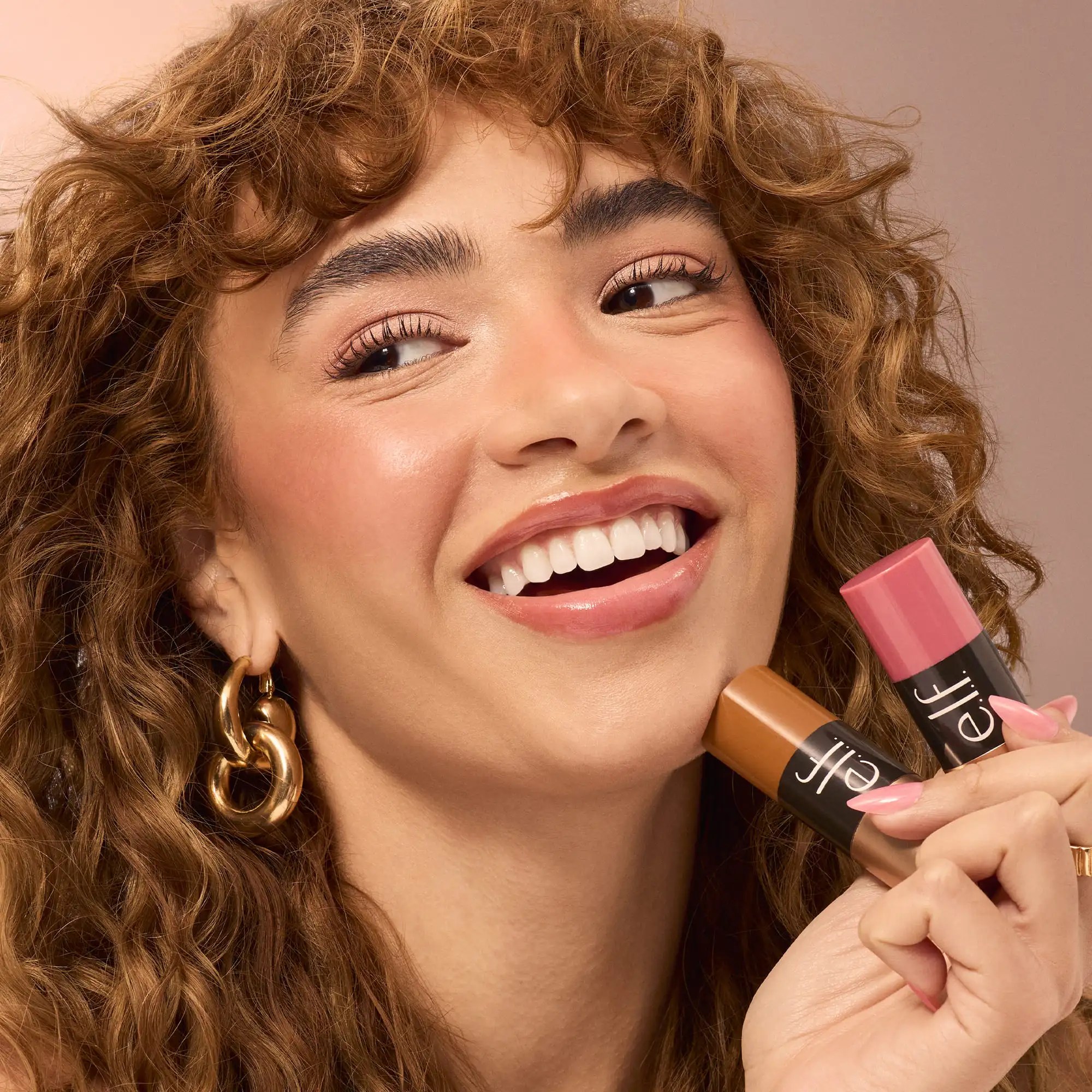 Soft Glam Cream Blush e Cream Bronzer in stick di e.l.f. Cosmetics